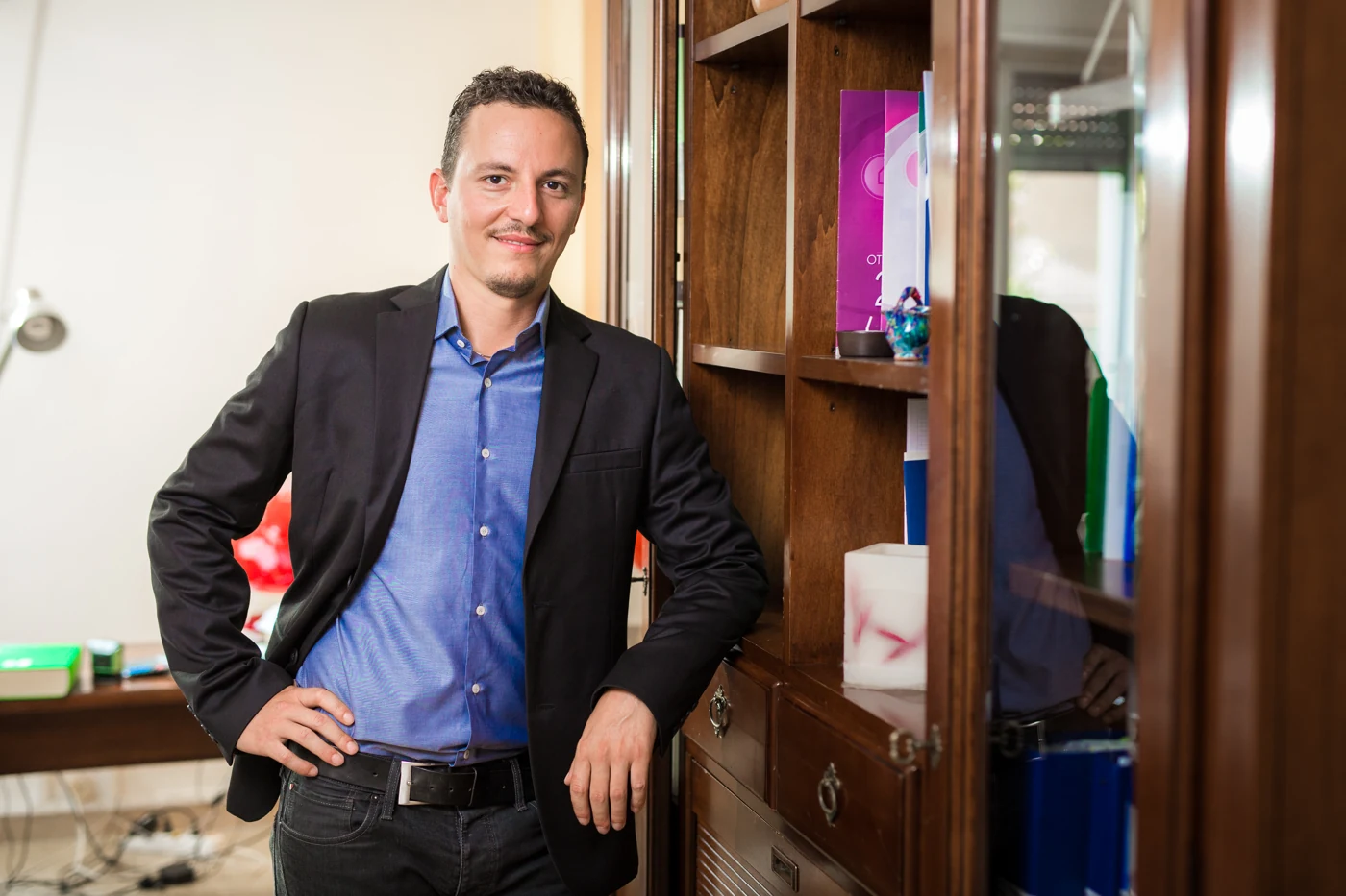 Lorenzo Bertozzini nel suo studio